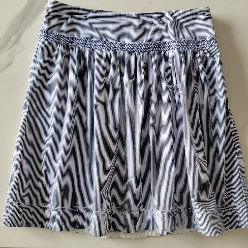 American Eagle Size 8 Skirt